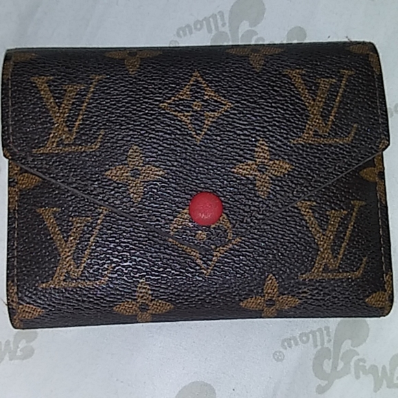 Louis Vuitton Monogram Canvas Victorine Wallet - Picture 1 of 4